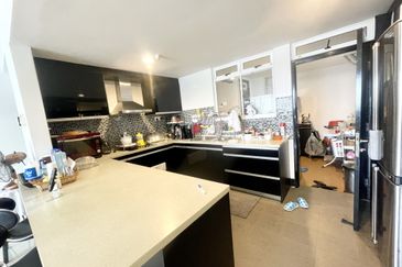 The Plaza Condominium