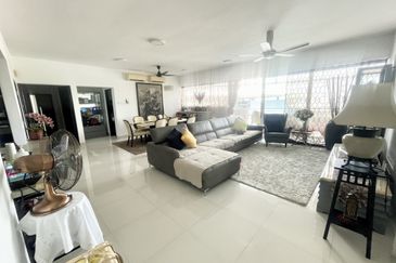 The Plaza Condominium