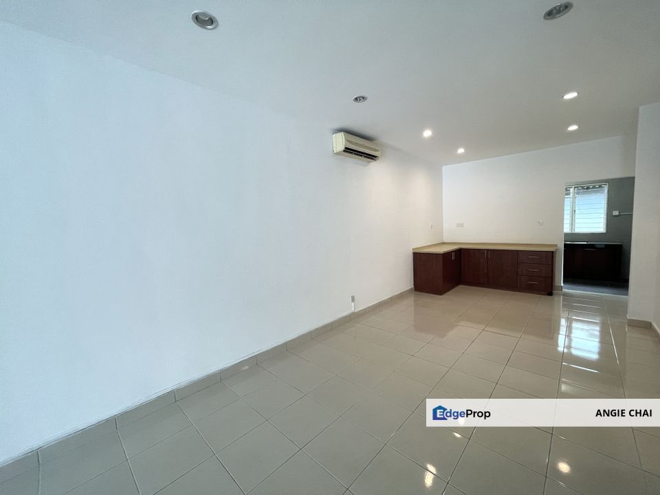 Bayu Perdana 2  Charming Intermediate Terrace in a Prime Location, Selangor, Kota Damansara