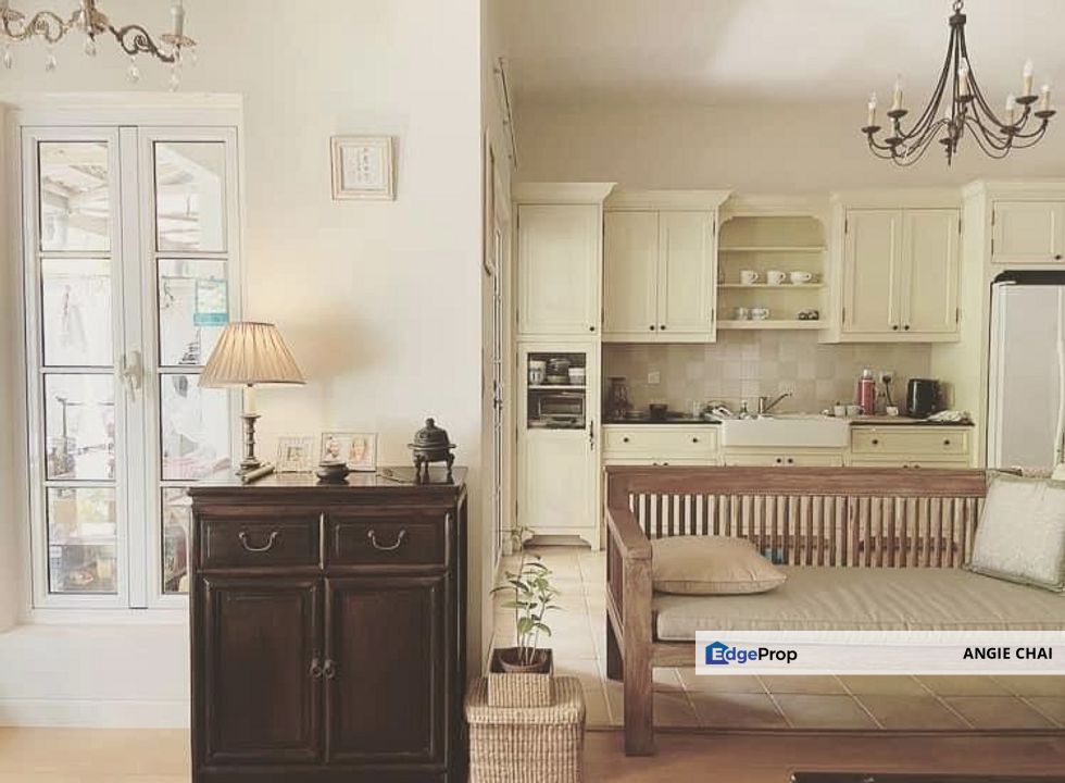 Charming 1.5-Storey Garden Townhouse Surrounded by Lush Greenery, Selangor, Sunway Damansara