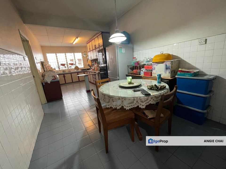 Charming Renovated 2 Storey Link Home @ SS24, Taman Megah, Selangor, Petaling Jaya