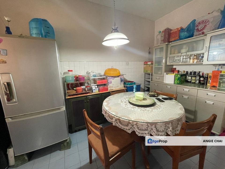 Charming Renovated 2 Storey Link Home @ SS24, Taman Megah, Selangor, Petaling Jaya