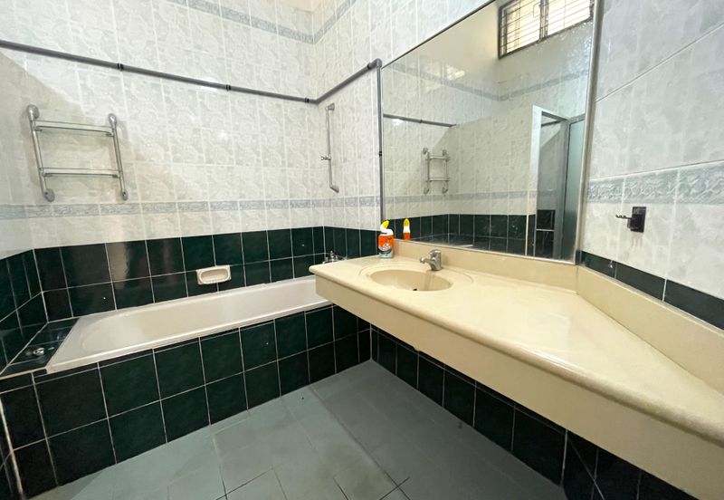 Avenue 23, Sunway Damansara