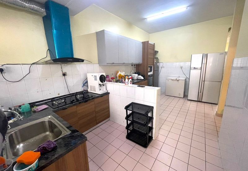 Avenue 23, Sunway Damansara