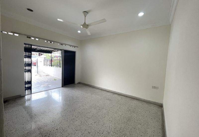 Happy Garden (Taman Gembira)