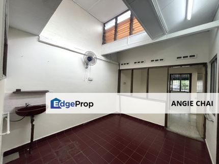 Rare Find in Happy Garden, Charming Single-Storey Gem for Sale, Kuala Lumpur, Kuchai Lama