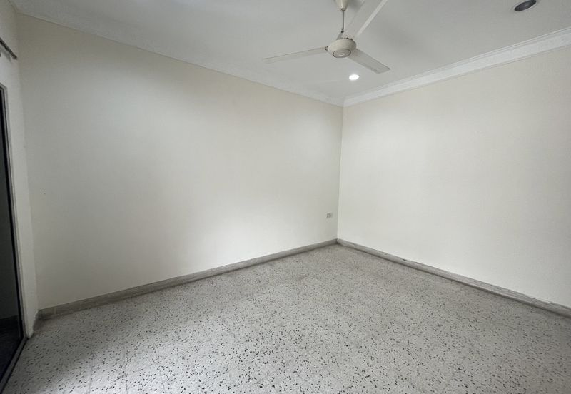 Happy Garden (Taman Gembira)