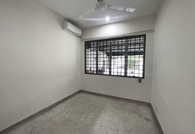 Happy Garden (Taman Gembira)