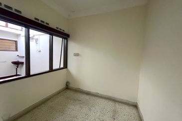 Happy Garden (Taman Gembira)