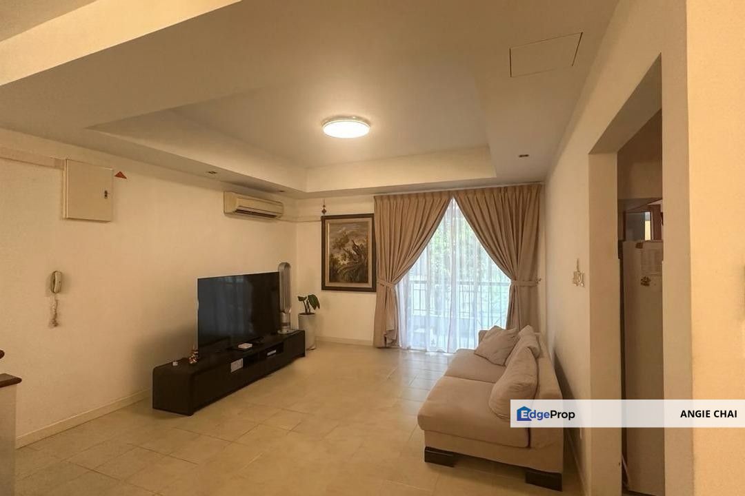 1.5-Storey Garden Villa Nestled in Lush Greenery For Sale, Selangor, Sunway Damansara