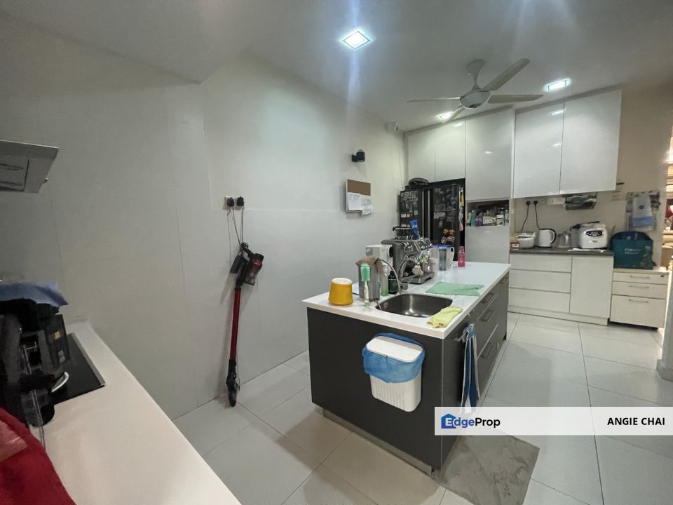 Modern Renovated 2-Storey Link House @ Sunway Damansara, Selangor, Petaling Jaya
