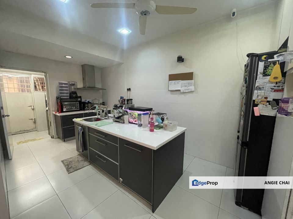 Modern Renovated 2-Storey Link House @ Sunway Damansara, Selangor, Petaling Jaya