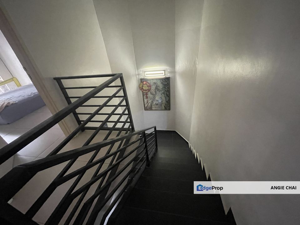 Modern Renovated 2-Storey Link House @ Sunway Damansara, Selangor, Petaling Jaya