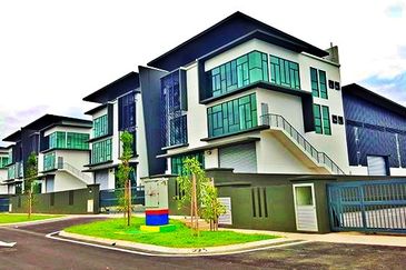 OFF JALAN RAWANG BATU ARANG