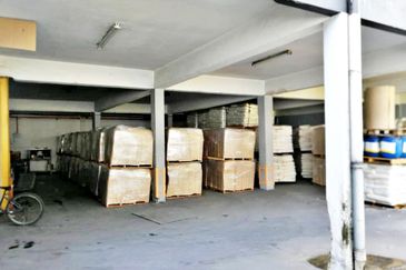 Taman Kepong Industrial Area Detached Factory/Warehouse For SALE