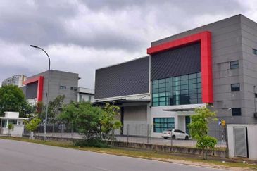 Putra Industrial Park