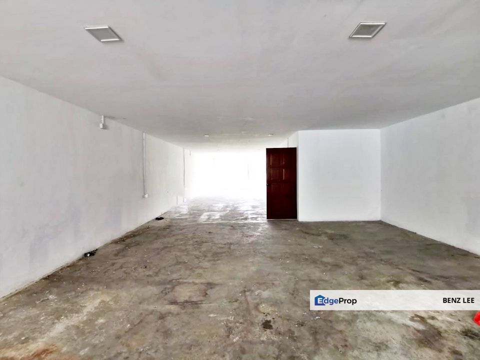 Subang 2 U5 Jalan Matahari 1st Floor Office For RENT, Selangor, Subang