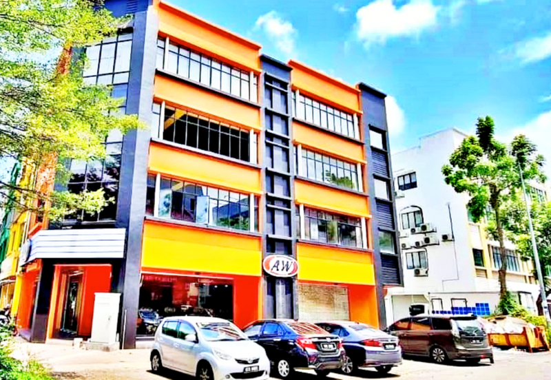 Taman Industrial Sungai Buloh (TSB Commercial Centre)