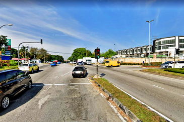 Main Road 2 Sty Shop For RENT Kota Emerald Rawang 12 Points Emerald East Brand NEW 