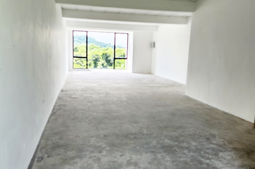 Main Road 2 Sty Shop For RENT Kota Emerald Rawang 12 Points Emerald East Brand NEW 