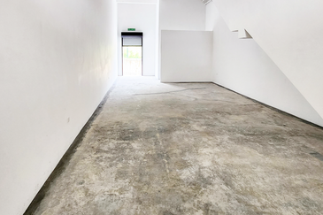 Main Road 2 Sty Shop For RENT Kota Emerald Rawang 12 Points Emerald East Brand NEW 