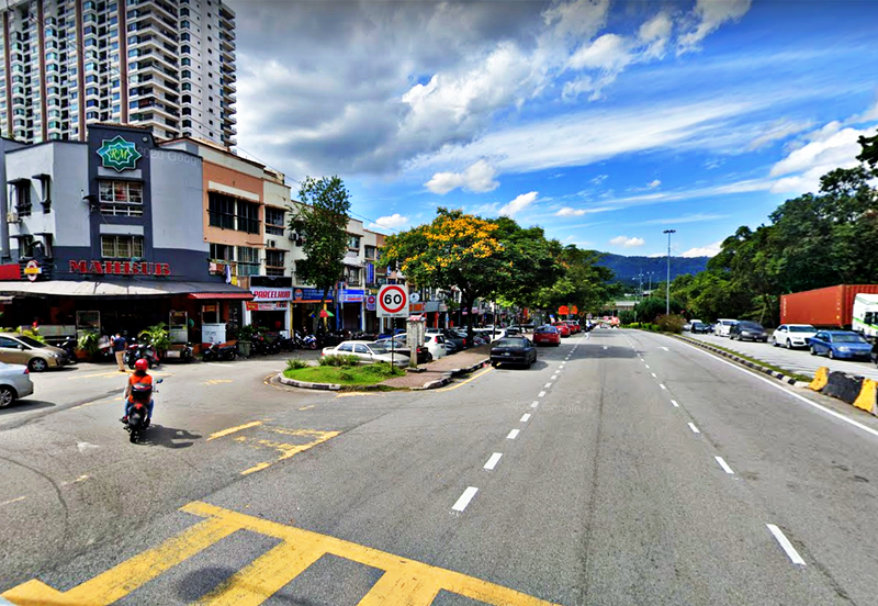 Damansara Damai Corner 3 Storey Shop For SALE (Main Road)