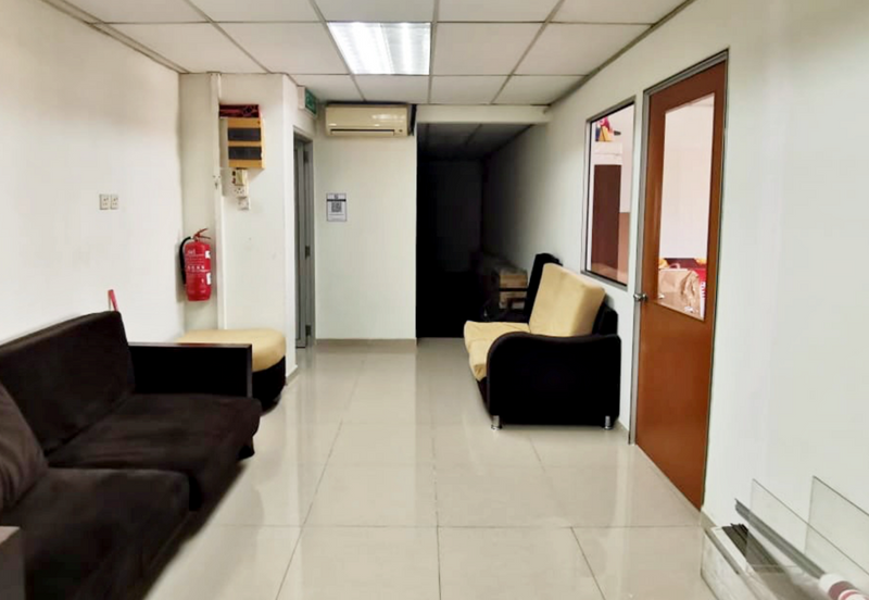 Kepong Taman Perindustrian KIP End Lot 2 Storey Factory For SALE