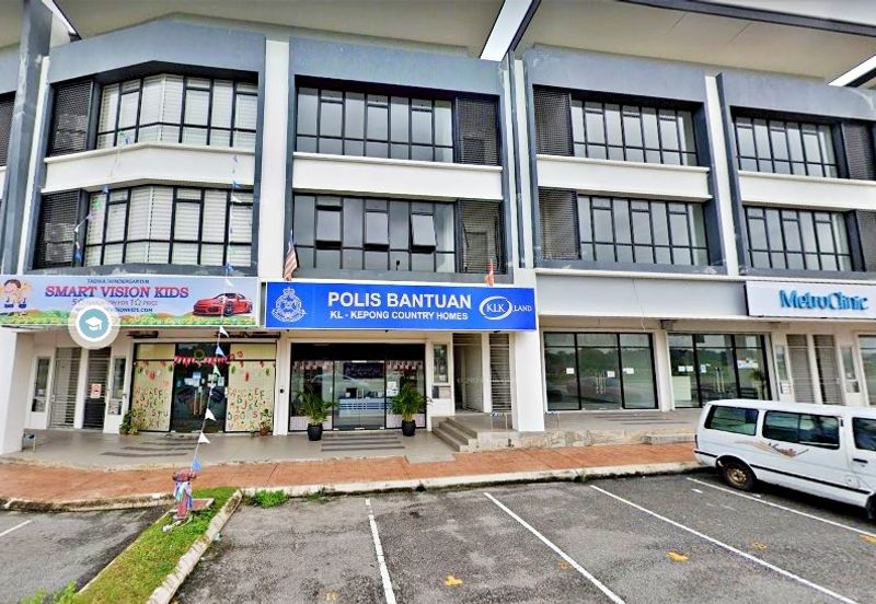 Sungai Buloh Bandar Seri Coalfields 2 Storey End Lot Shop For SALE