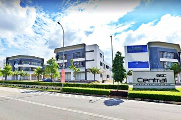 Sungai Buloh Bandar Seri Coalfields 2 Storey End Lot Shop For SALE