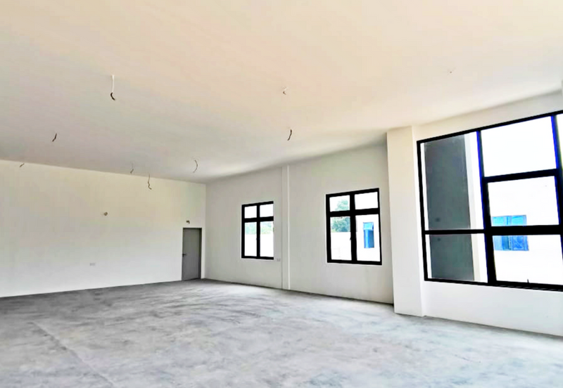 Rawang Industrial Park Batu Arang Brand New 3 Storey Semi-D Factory With Lift For SALE