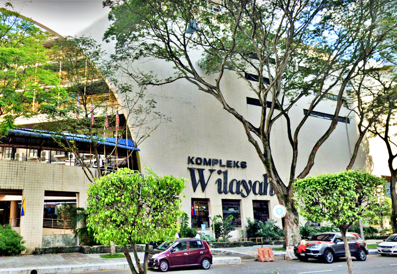 Wilayah Complex 4 Adjoining Shop For RENT (Good For Mamak Restaurant)