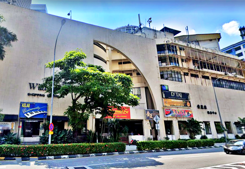 Wilayah Complex 4 Adjoining Shop For RENT (Good For Mamak Restaurant)