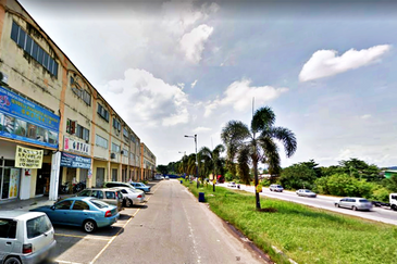 Taman Bukit Rawang Jaya 1st Floor Office For RENT (Main Road Near NSK)