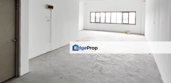 Taman Bukit Rawang Jaya 1st Floor Office For RENT (Main Road Near NSK), Selangor, Rawang