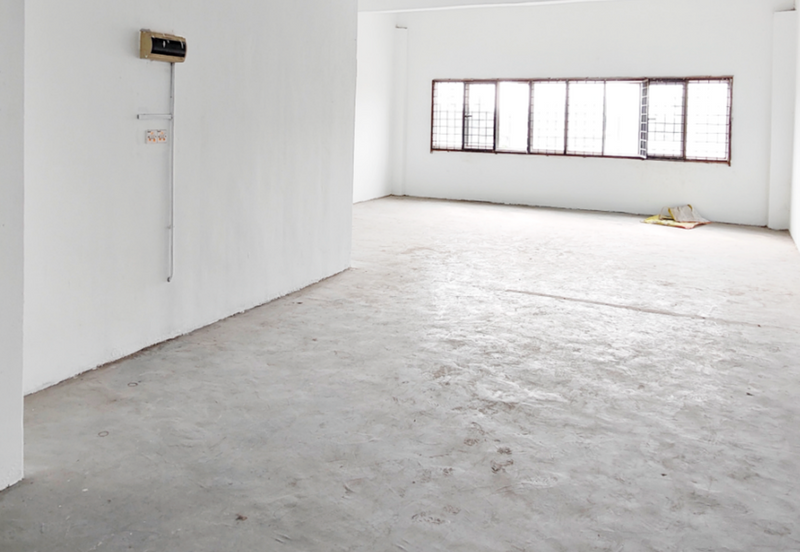 Taman Bukit Rawang Jaya 1st Floor Office For RENT (Main Road Near NSK)
