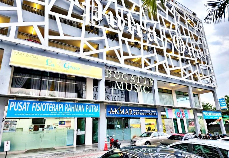 (Main Road) Sungai Buloh Bukit Rahman Putra 1 Office For RENT
