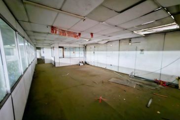 Kampung Bharu Cheras Factory Showroom For RENT