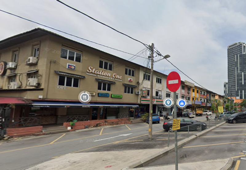 (Main Road Whole Block) Cheras Taman Mutiara Barat 3 Storey Shop For RENT