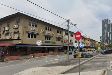 (Main Road 3 Storey) Cheras Taman Mutiara Barat Shop For SALE