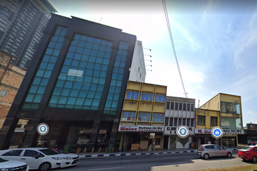 (Main Road 3 Storey) Setapak Jalan Pahang Shop For SALE