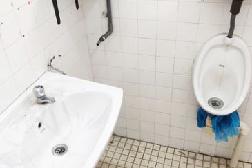 (Corner 1st Floor) Taman Subang Indah Bandar Sunway Jalan PJS 10 Shop Office For RENT