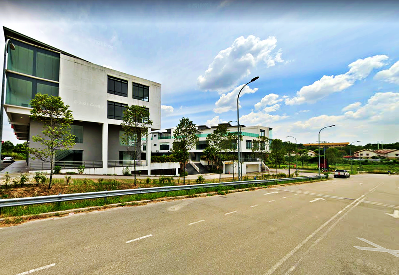 Pusat Perdagangan Maisons