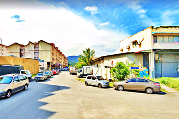 (ROI 4.41%) Kepong Taman Sri Ehsan Ground Floor Shop For SALE