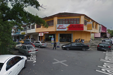 (2 Storey) Shah Alam Taman Alam Megah Seksyen 28 Jalan Morib Shop For SALE