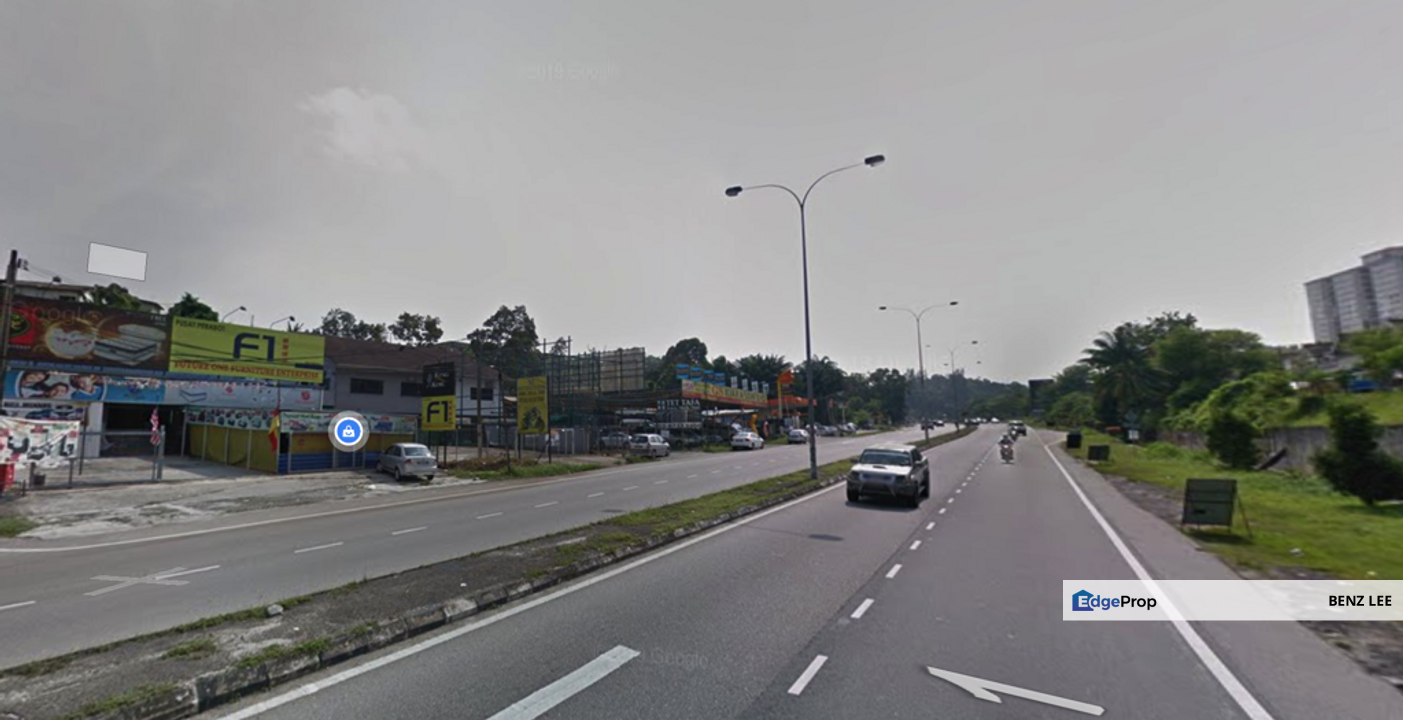 (1.7 Acres Main Road) Kajang Jalan Semenyih Taman Damai Mewah Batu 16 1/2 Commercial Land For RENT, Selangor, Kajang