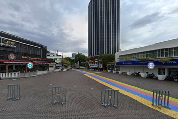 (2 Adjoining) PJ New Town Seksyen 25 Shop For SALE