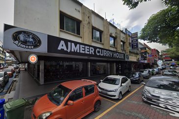 (2 Adjoining) PJ New Town Seksyen 25 Shop For SALE