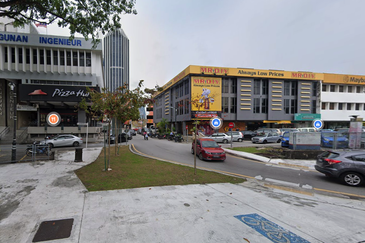 (2 Adjoining) PJ New Town Seksyen 25 Shop For SALE