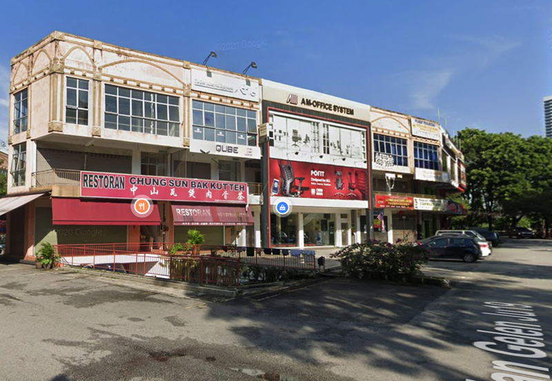 (Main Road Corner) Pusat Perniagaan Megamas Sungai Buloh 3 Storey Shop For SALE