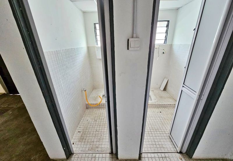 Taman Industrial Sungai Buloh (TSB Commercial Centre)